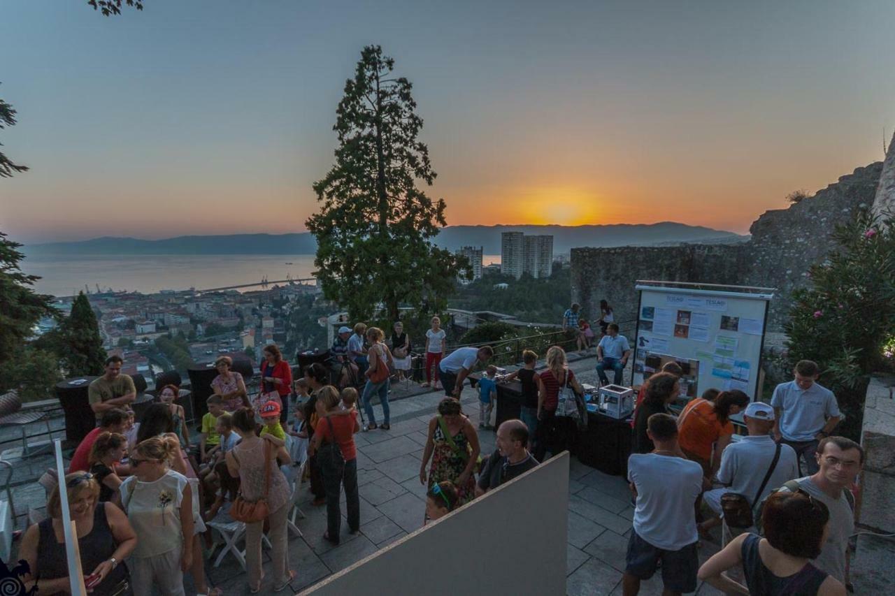 Апартаменты Apartman Bulevard Риека Экстерьер фото